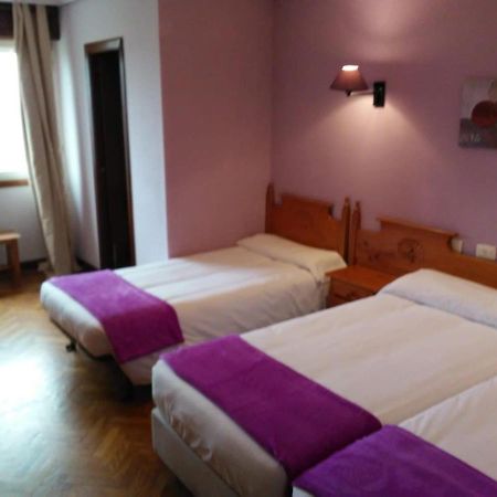 Albergue Hostal Sao Telmo トゥイ エクステリア 写真
