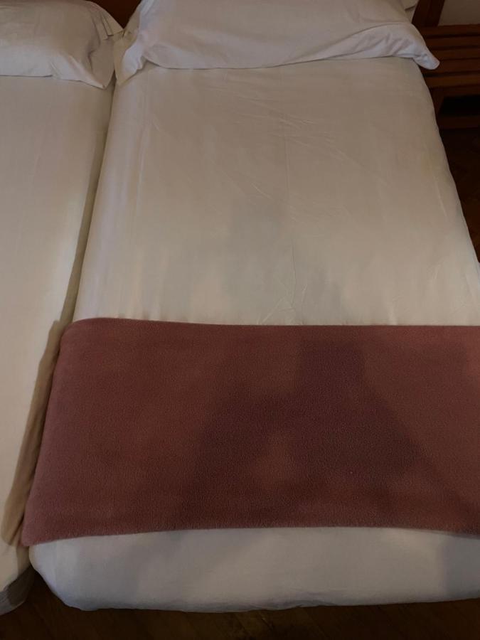 Albergue Hostal Sao Telmo トゥイ エクステリア 写真