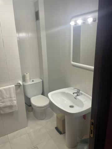 Albergue Hostal Sao Telmo トゥイ エクステリア 写真