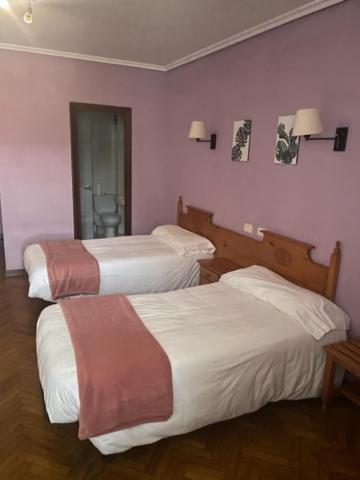 Albergue Hostal Sao Telmo トゥイ エクステリア 写真