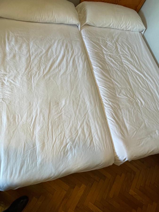 Albergue Hostal Sao Telmo トゥイ エクステリア 写真