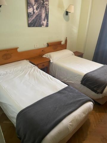 Albergue Hostal Sao Telmo トゥイ エクステリア 写真